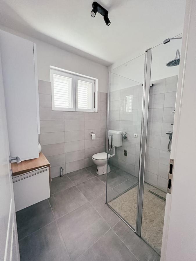 Sukošan Apartments Happy מראה חיצוני תמונה
