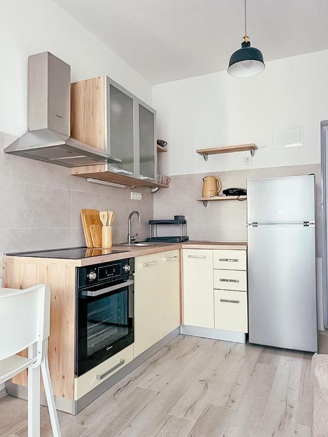 Sukošan Apartments Happy מראה חיצוני תמונה